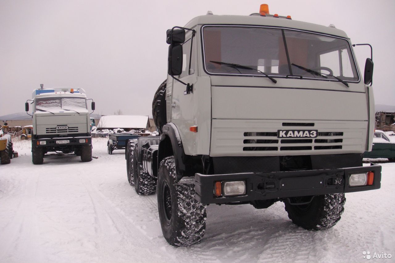 Седельный тягач Камаз 44108