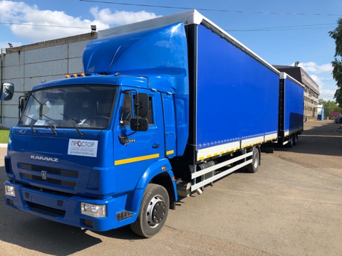 Тентованный грузовик КамАЗ 4308  Автопоезд