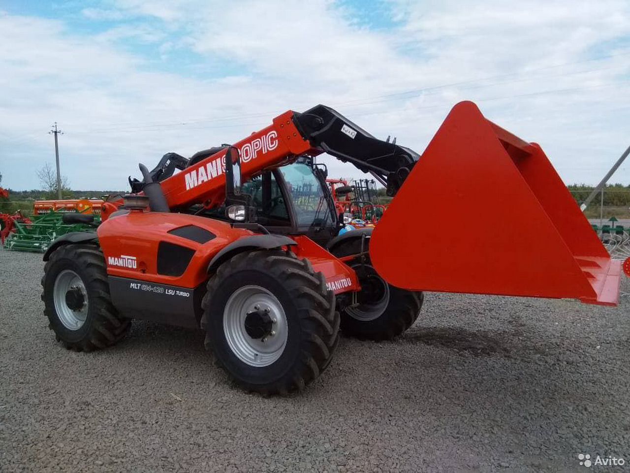 Телескопический погрузчик Manitou MLT 634-120 LSU