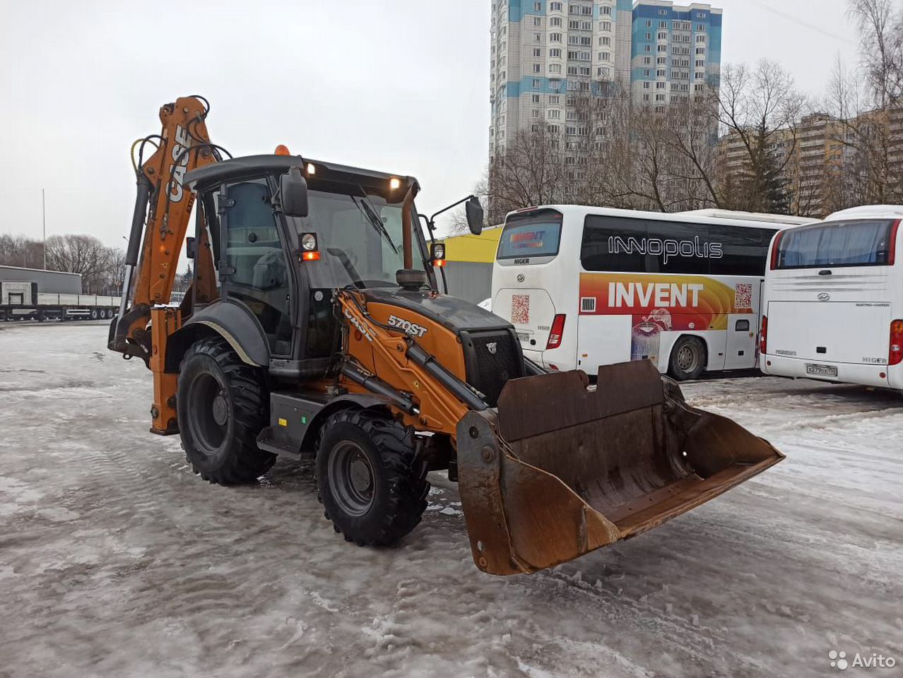 Экскаватор-погрузчик Case 570ST