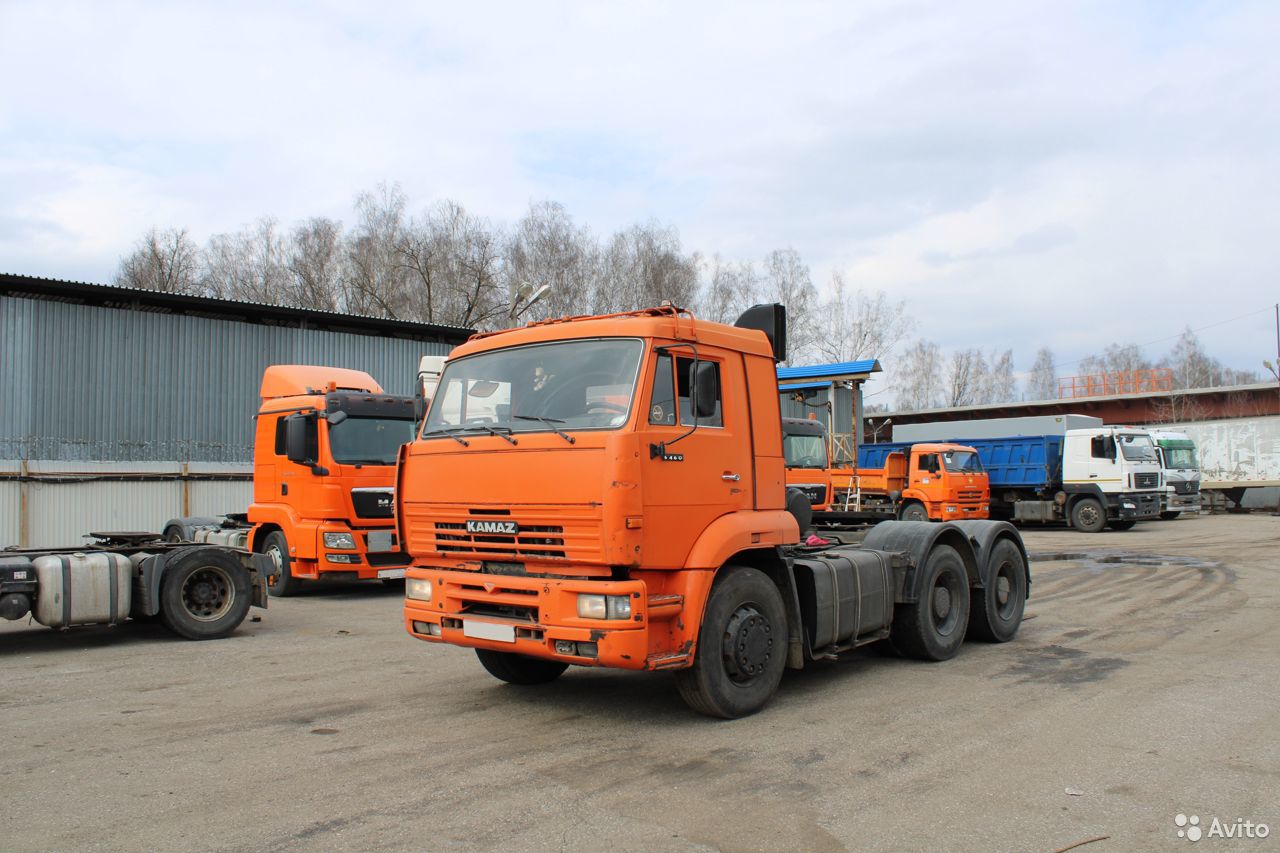 Седельный тягач Камаз 6460