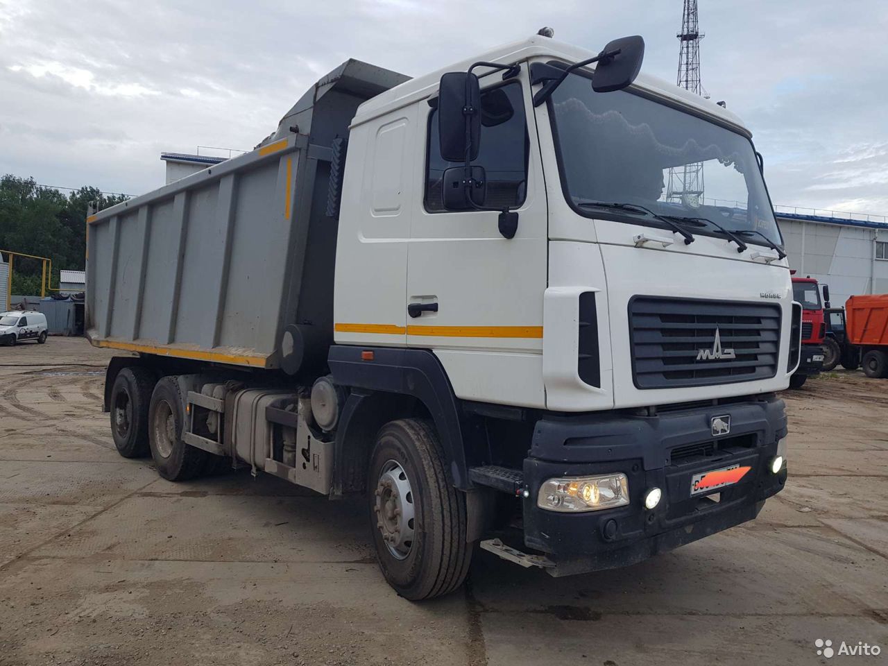 Самосвал МАЗ 650129