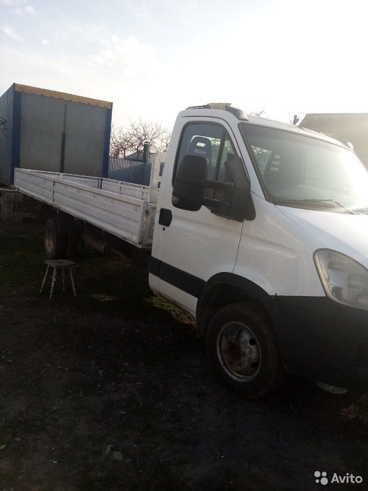 Бортовой автомобиль Iveco Daily