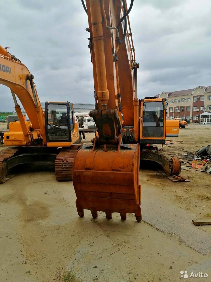 Гусеничный экскаватор Hyundai R-330LC-9S