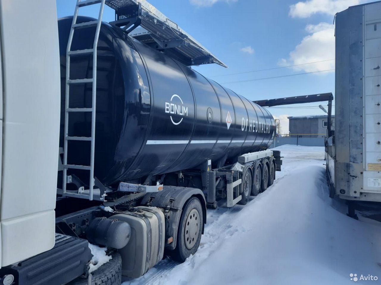 Полуприцеп битумовоз Bonum 914221-01