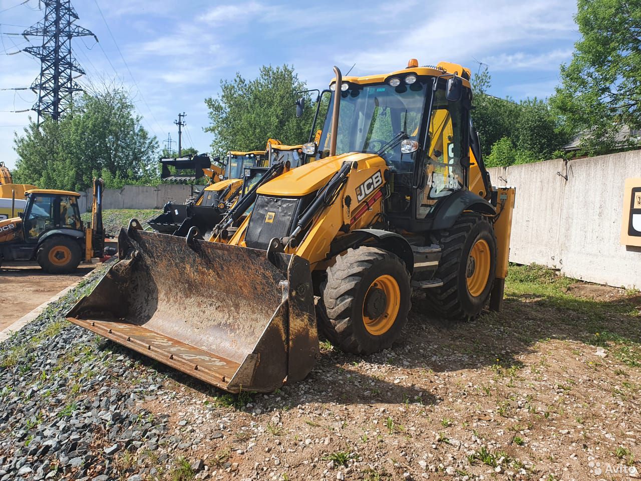Экскаватор-погрузчик JCB 3CX SM