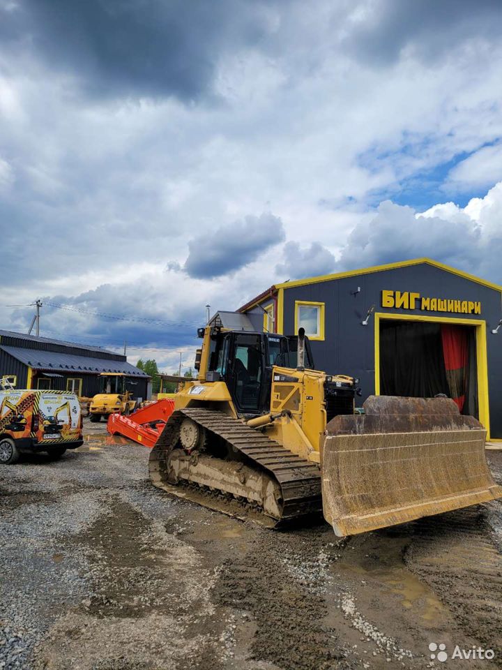Гусеничный бульдозер Caterpillar D6N LGP