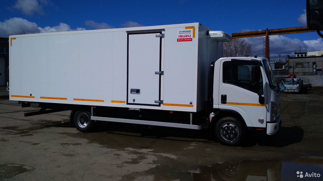 Рефрижераторный фургон Isuzu NPR 75lм