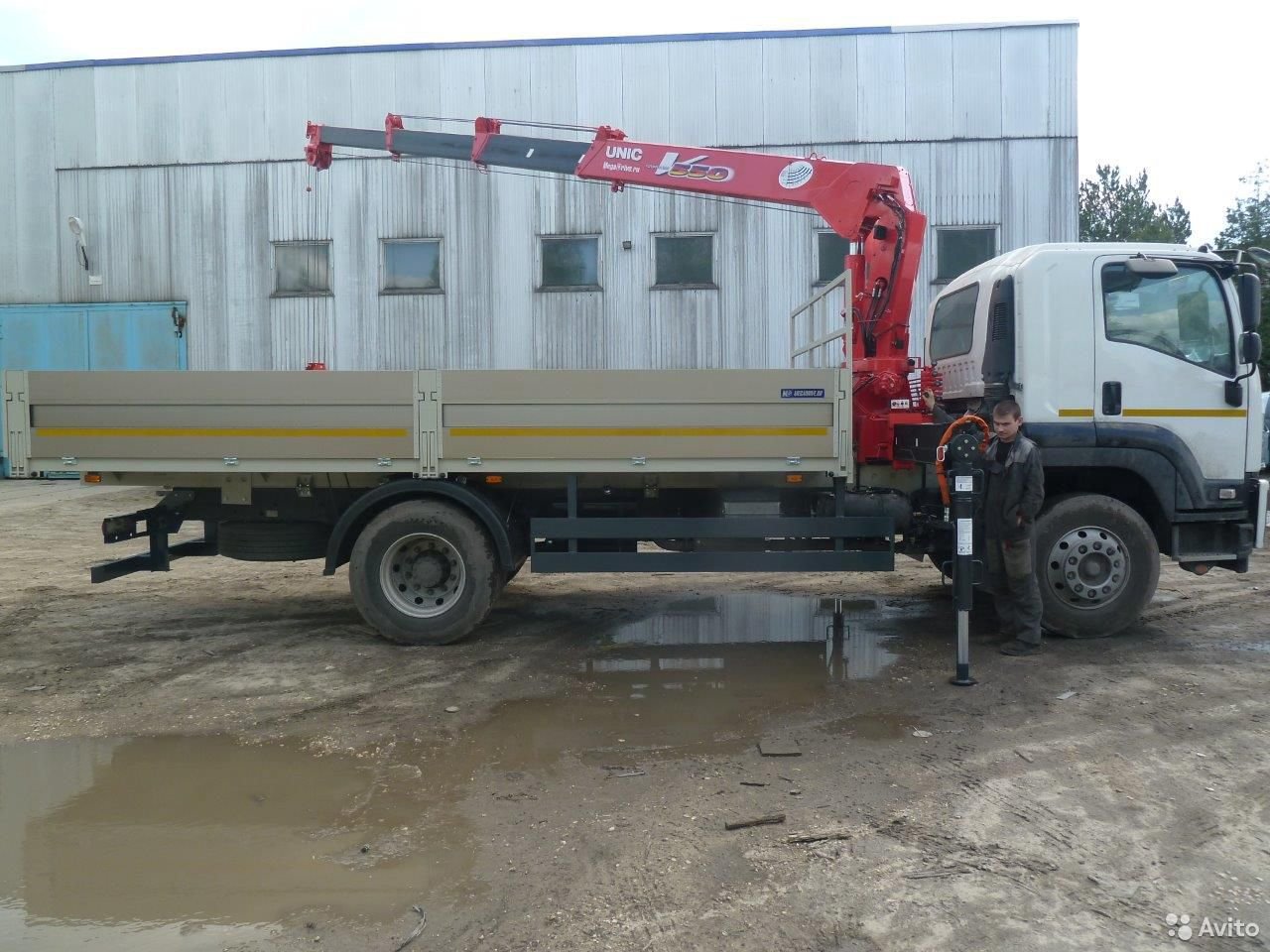 Бортовой грузовик с КМУ ISUZU FVR34S с КМУ Unic
