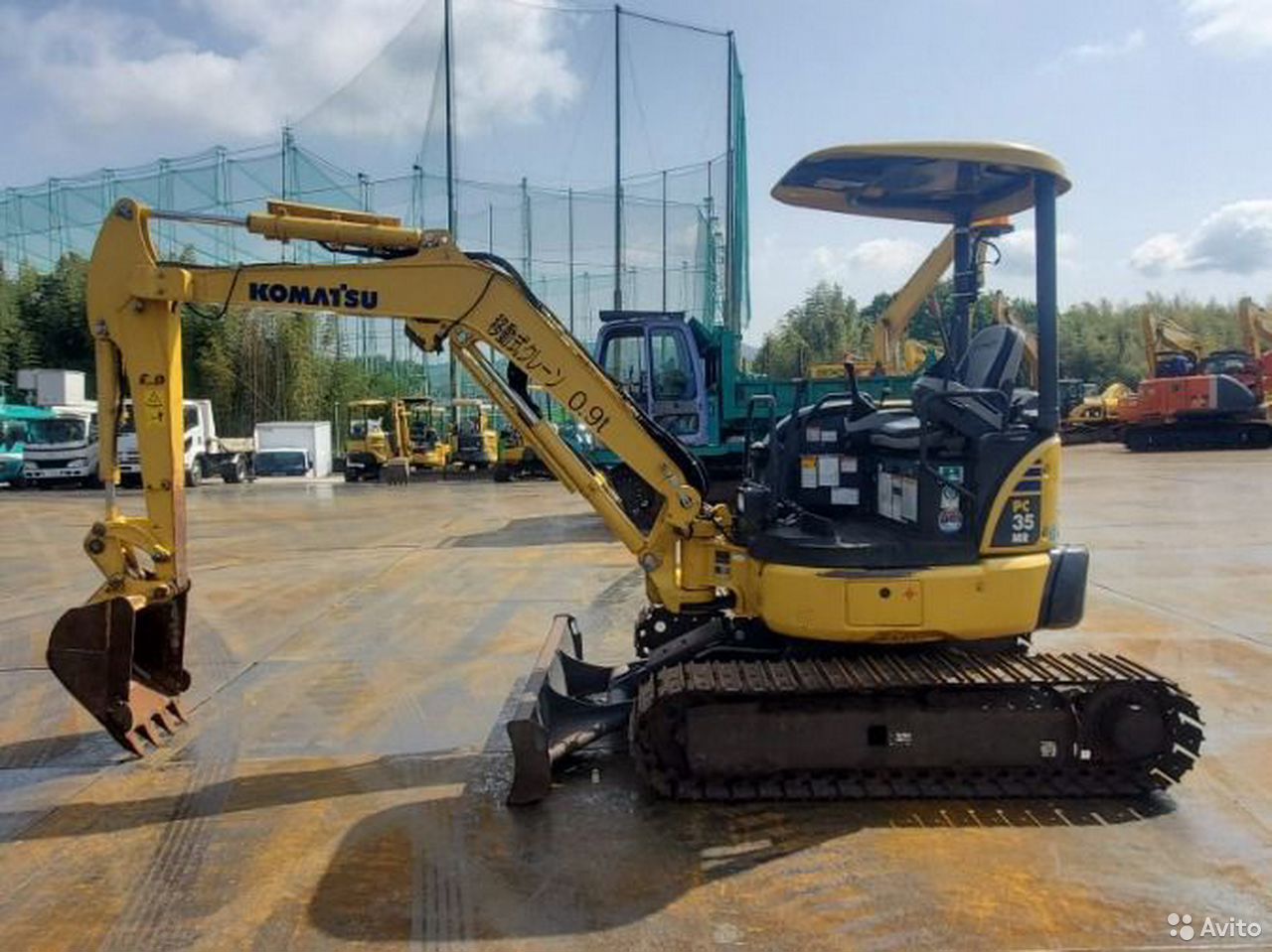 Мини-экскаватор Komatsu PC35MR