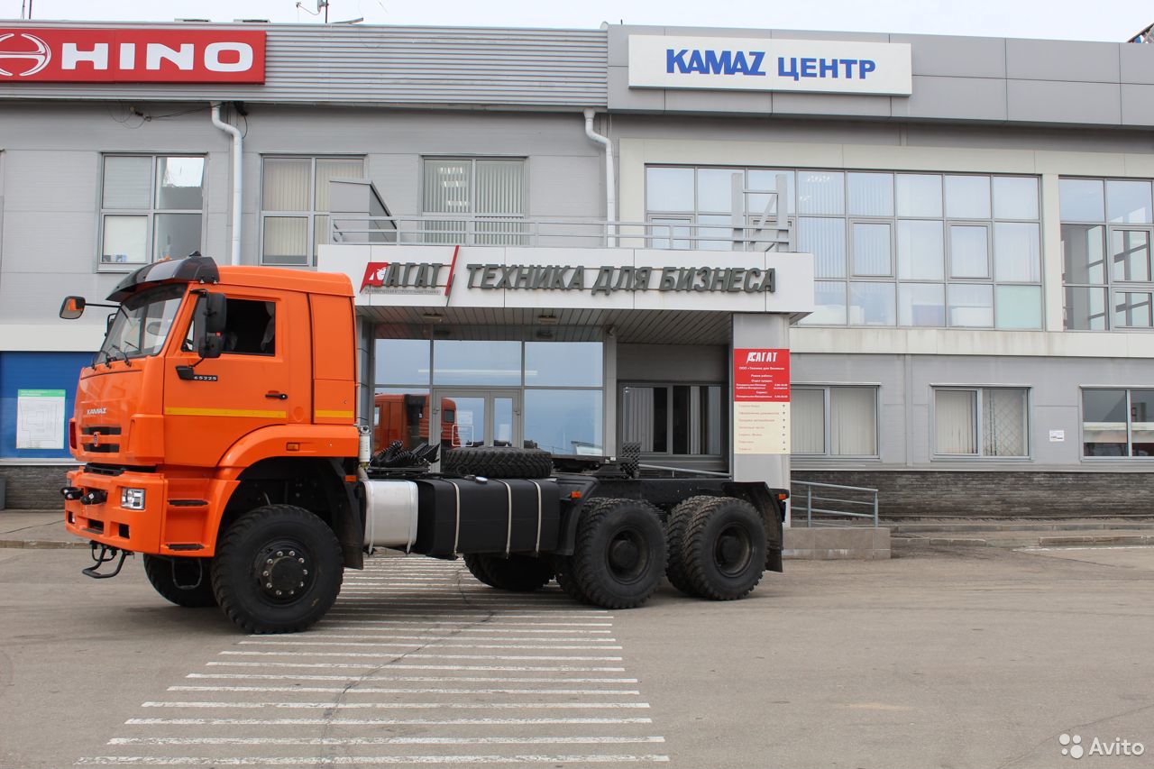Седельный тягач КамАЗ 65225
