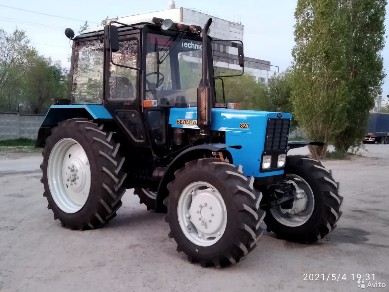 Трактор МТЗ Беларус 82.1