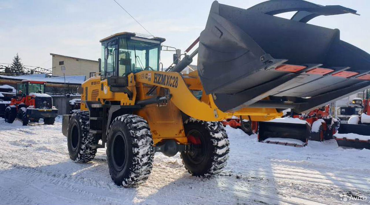 Фронтальный погрузчик HZM XC28