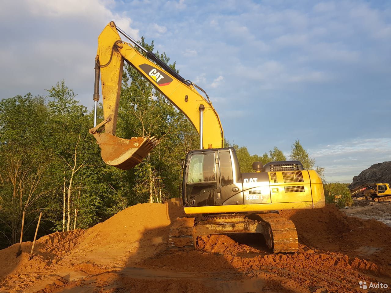 Гусеничный экскаватор Caterpillar 330