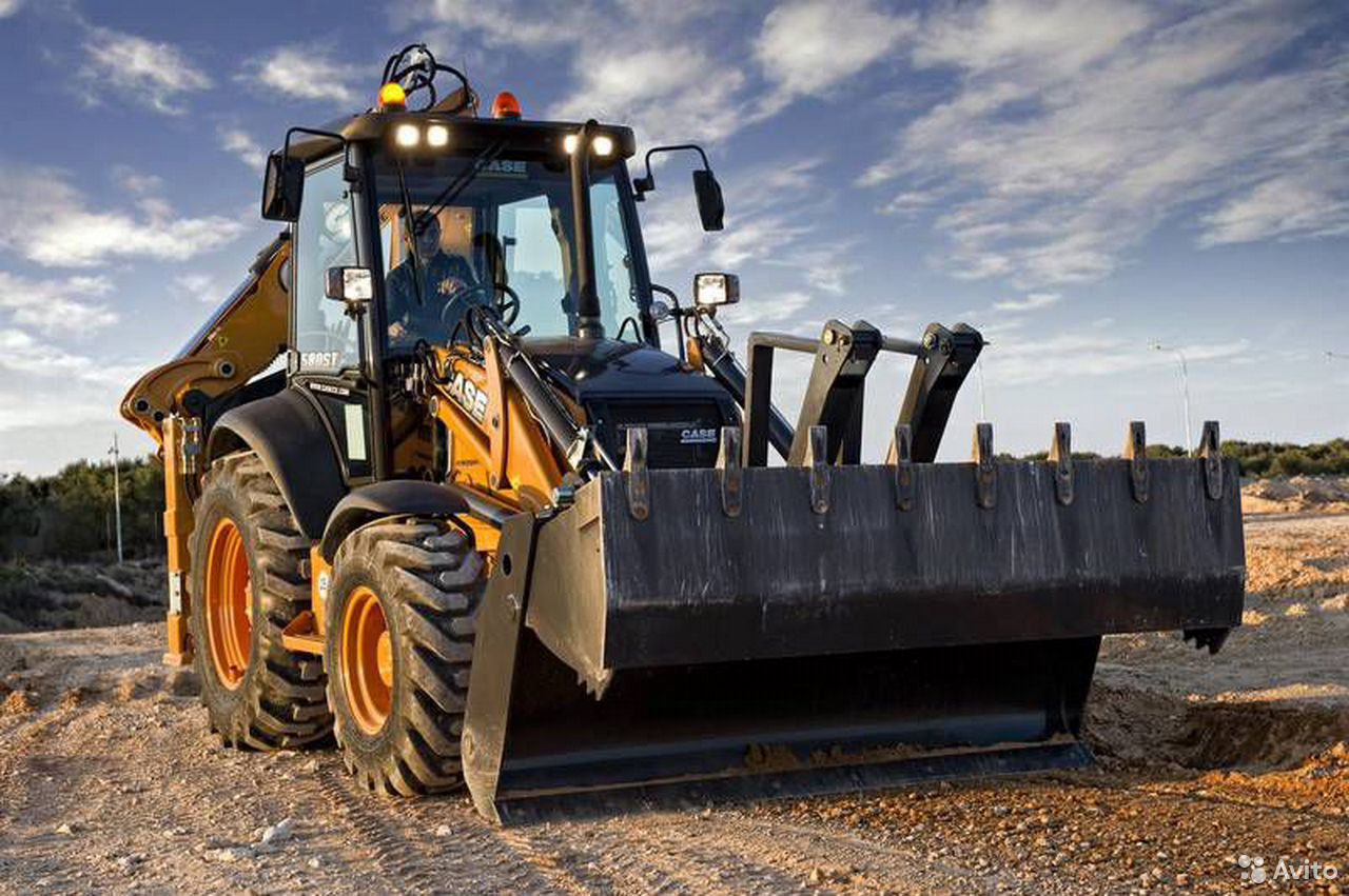 Экскаватор-погрузчик Case 580T