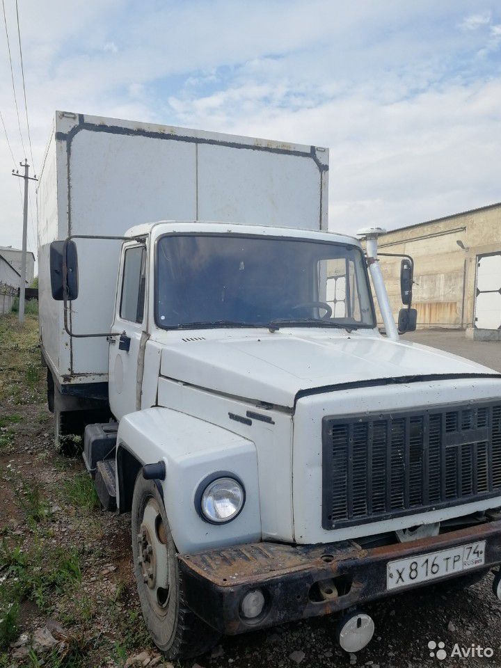 Грузовой фургон ГАЗ 3309