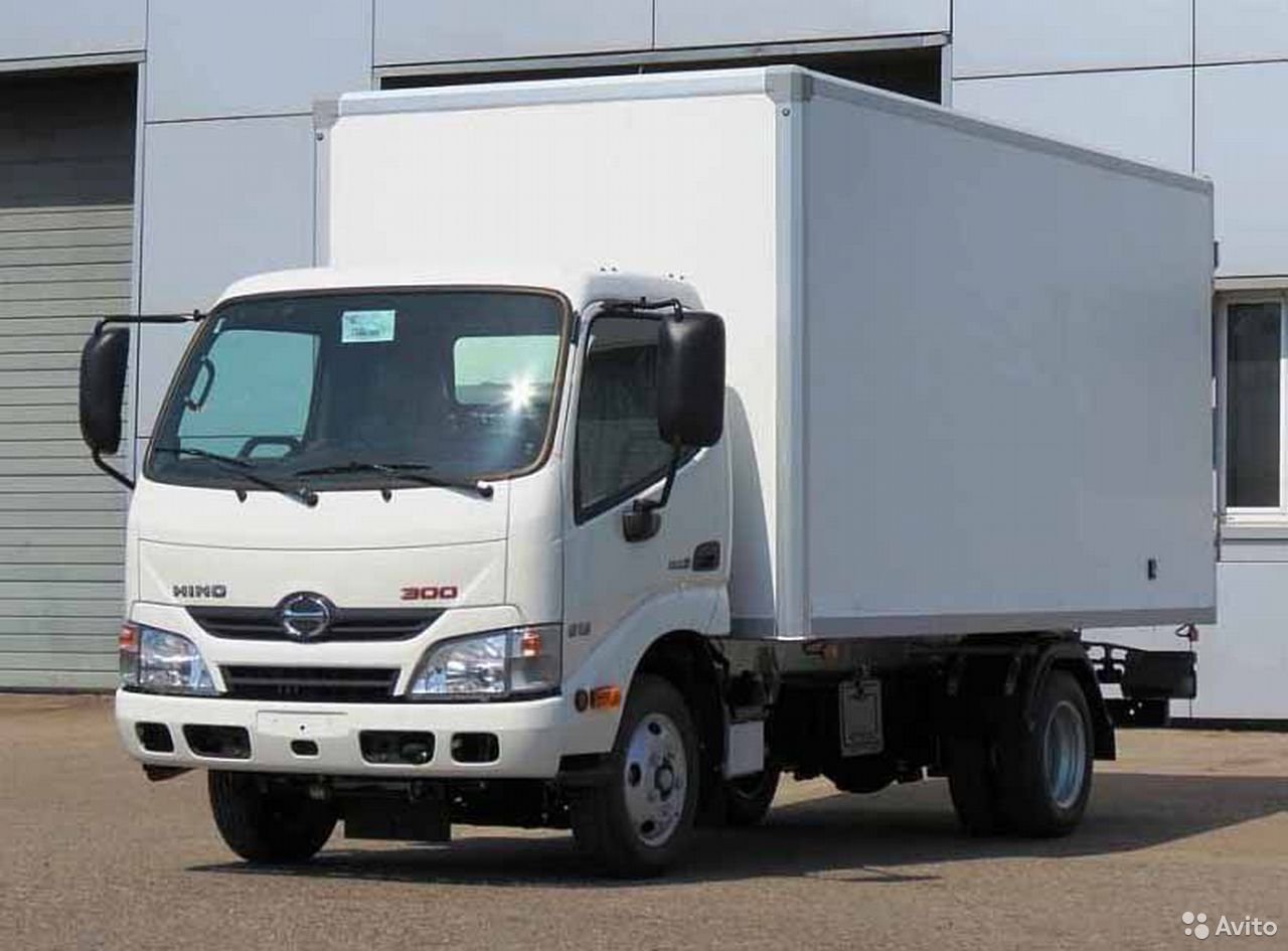 Изотермический фургон Hino 300