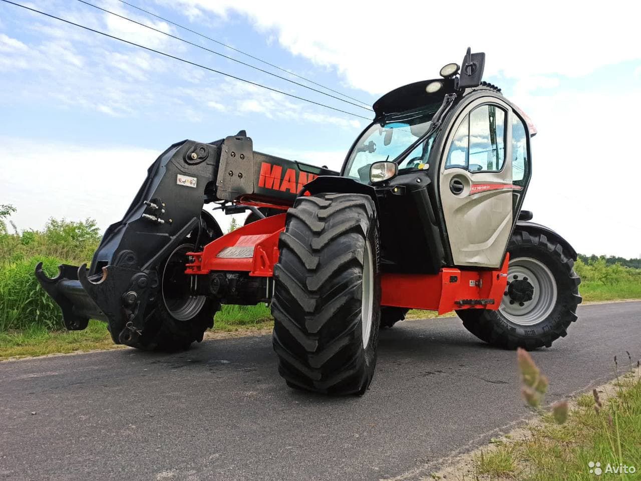 Телескопический погрузчик Manitou MLT 741-140