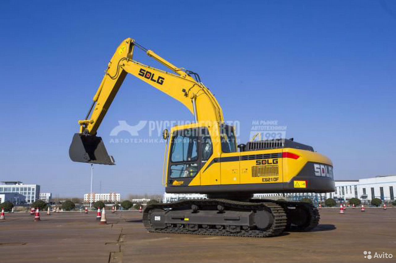 Гусеничный экскаватор SDLG E6210F