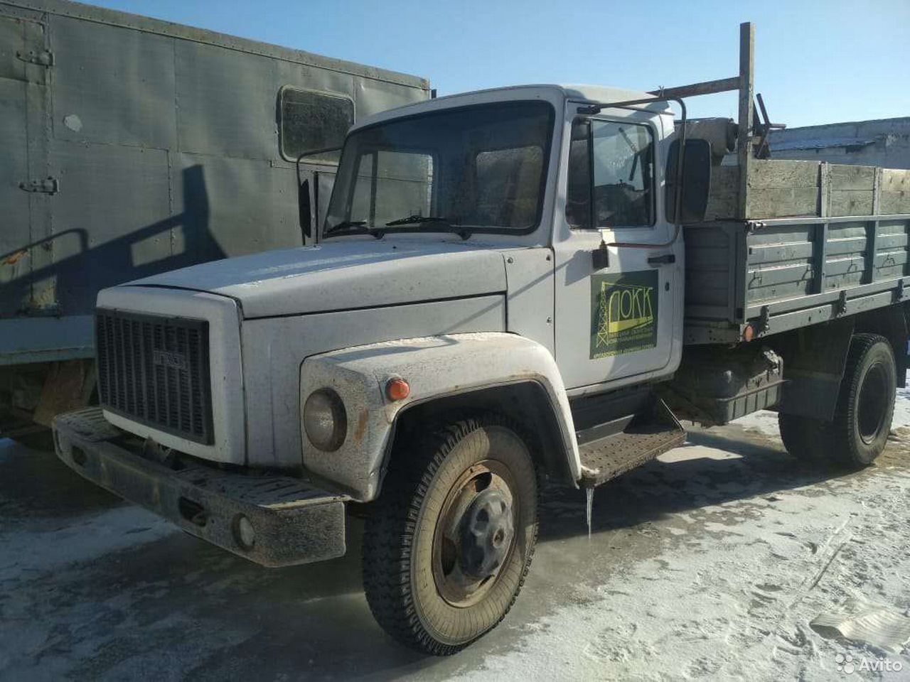 Бортовой грузовик ГАЗ 3307