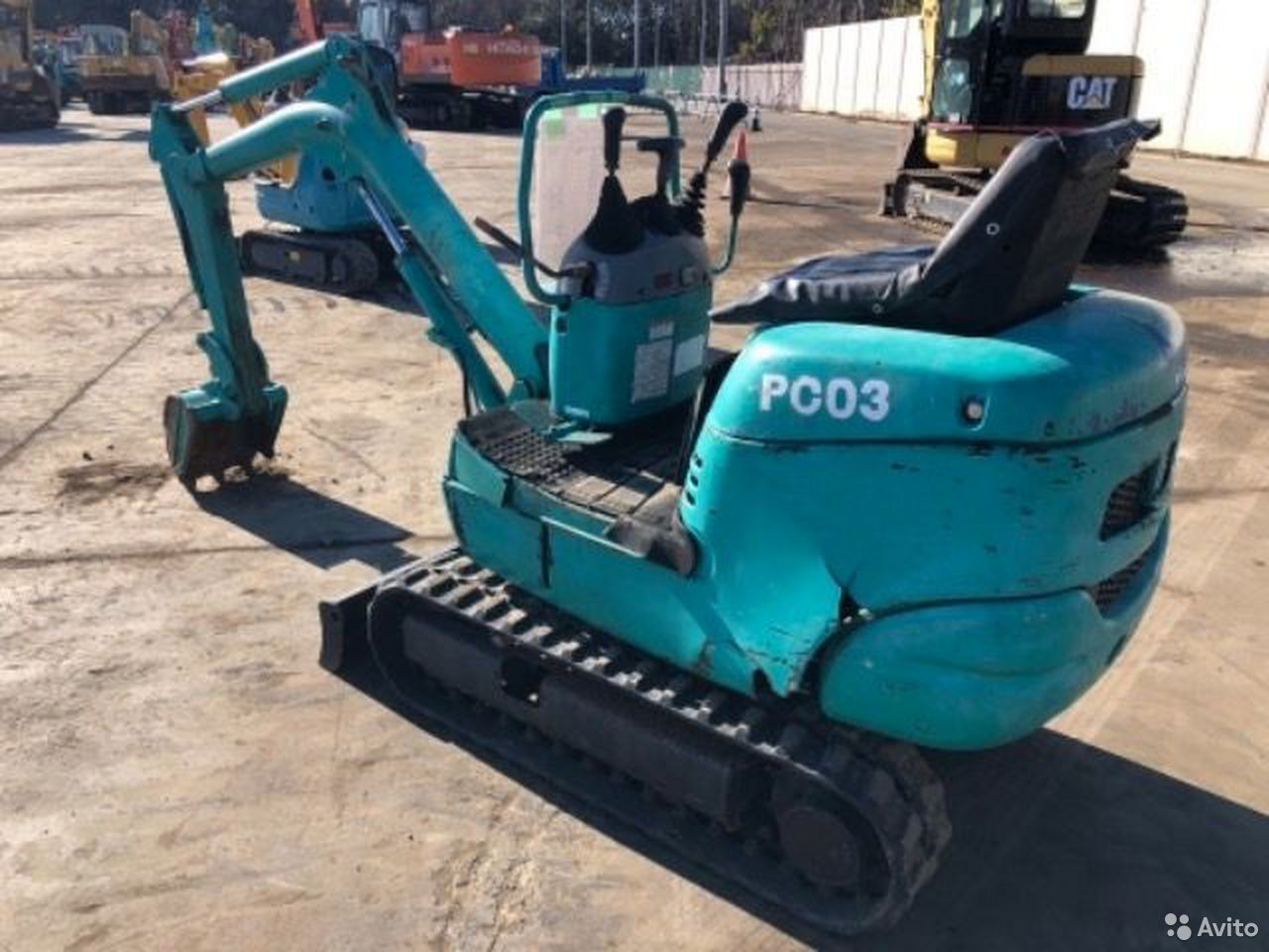Мини-экскаватор Komatsu PC03-2F
