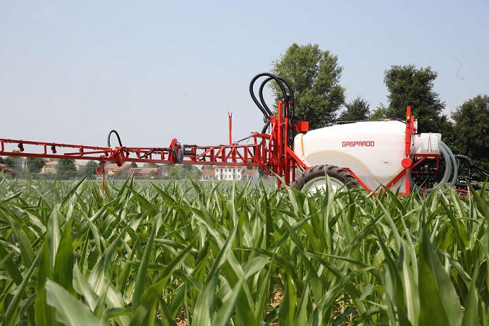 Прицепной опрыскиватель Maschio Gaspardo CAMPO C