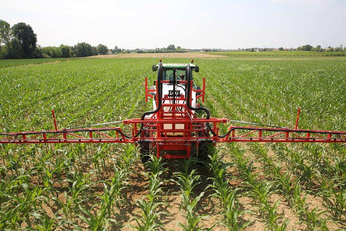 Прицепной опрыскиватель Maschio Gaspardo CAMPO C