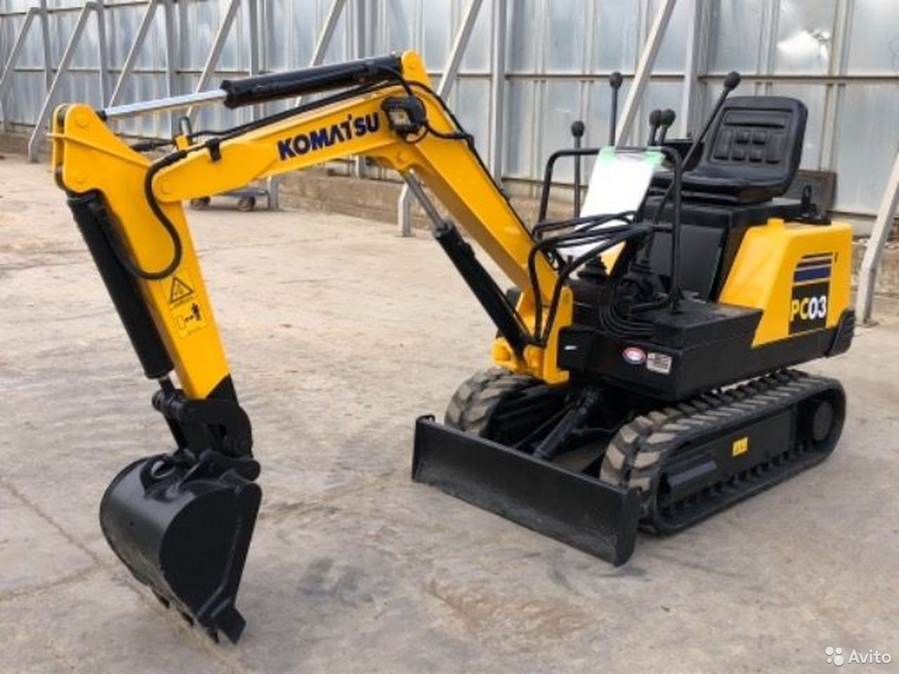Мини-экскаватор Komatsu PC03-1