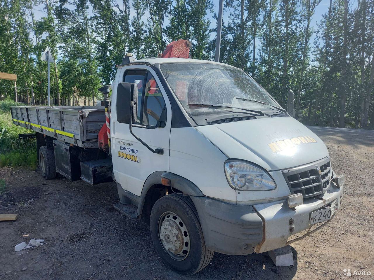Бортовой грузовик с КМУ ГАЗ ГАЗель
