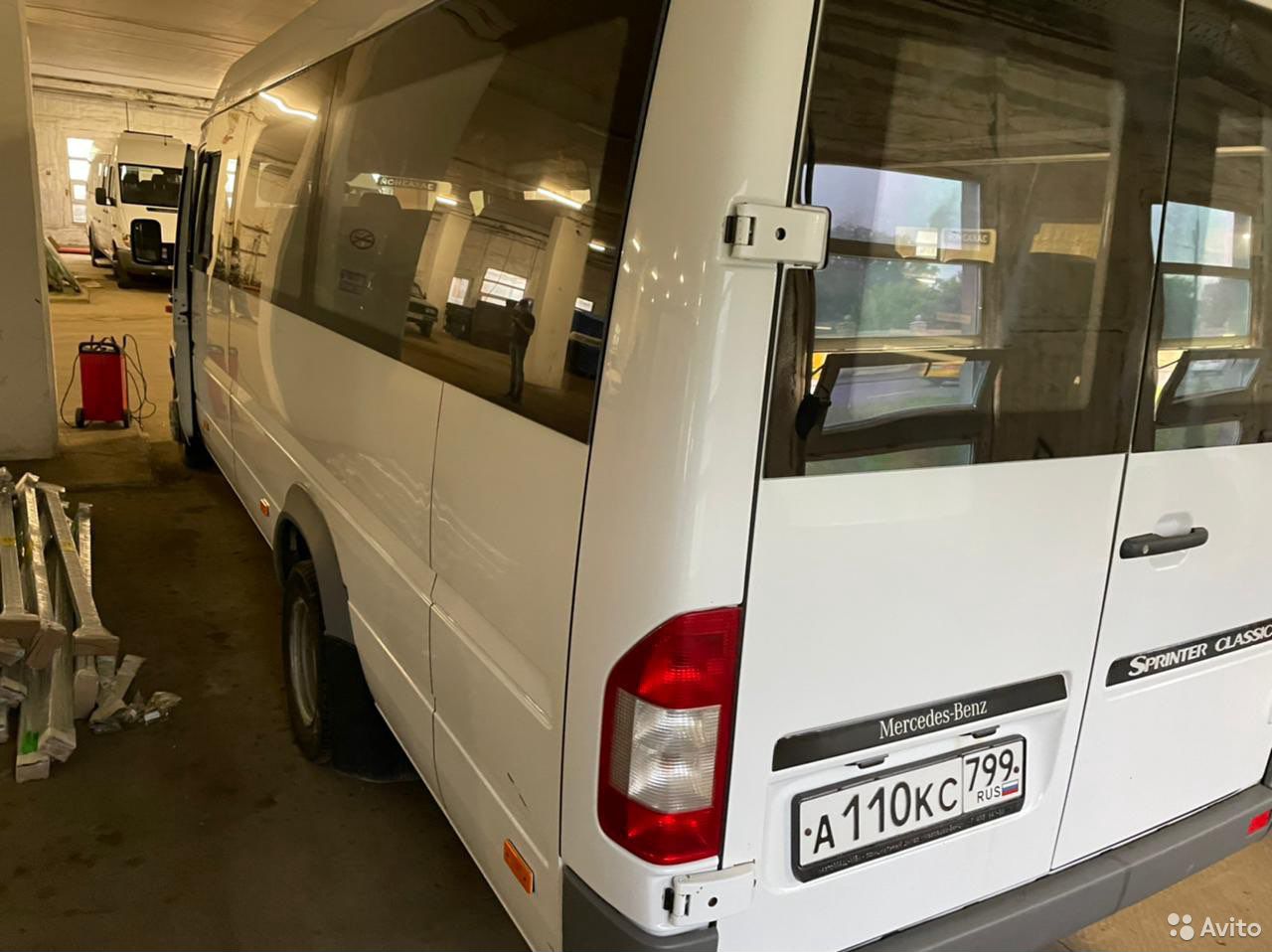 Микроавтобус Mercedes-Benz Sprinter