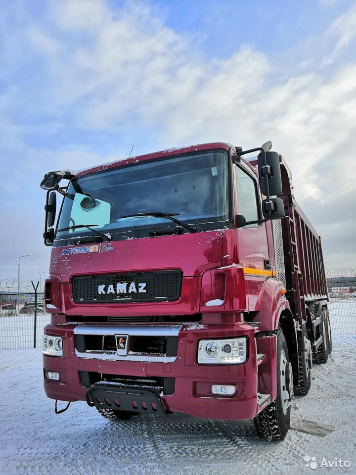 Самосвал КамАЗ 65801
