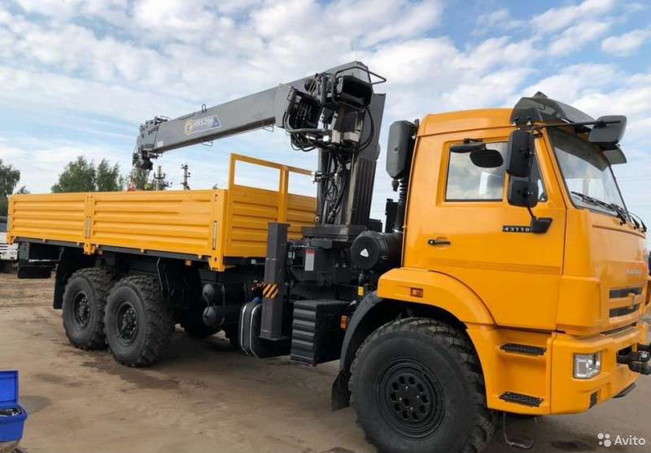 Бортовой грузовик с КМУ КамАЗ 43118 с КМУ Horyong HRS 206
