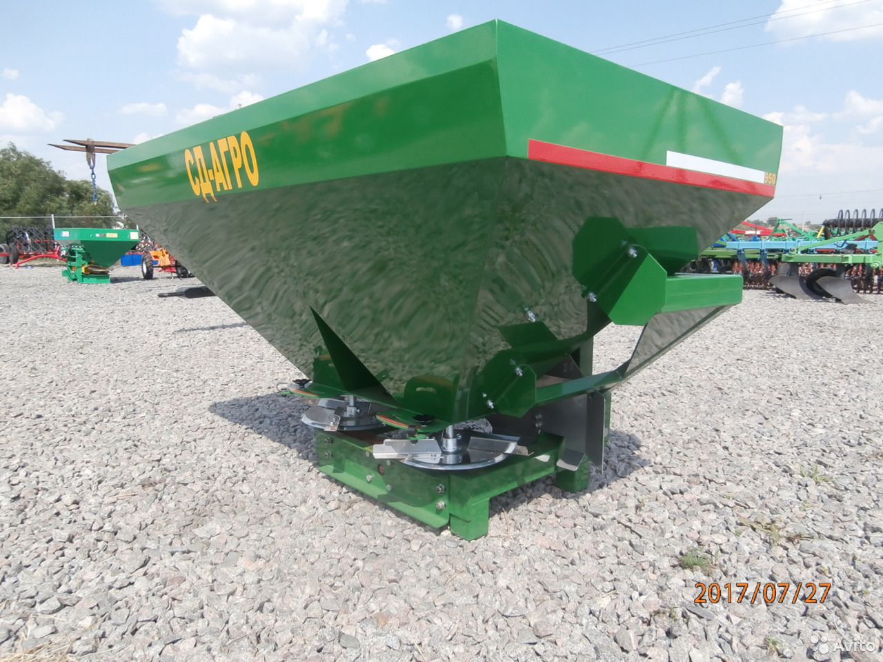 Разбрасыватель удобрений СД-Агро РУМ-950