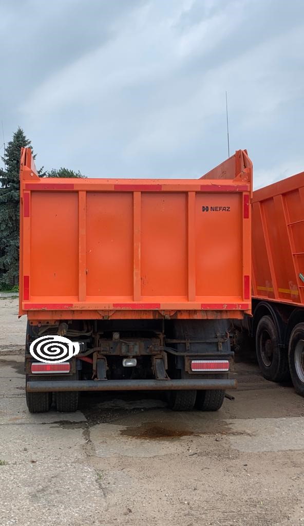 Комбинированная дорожная машина КамАЗ ЭД-405 В1 на шасси КамАЗ 6520
