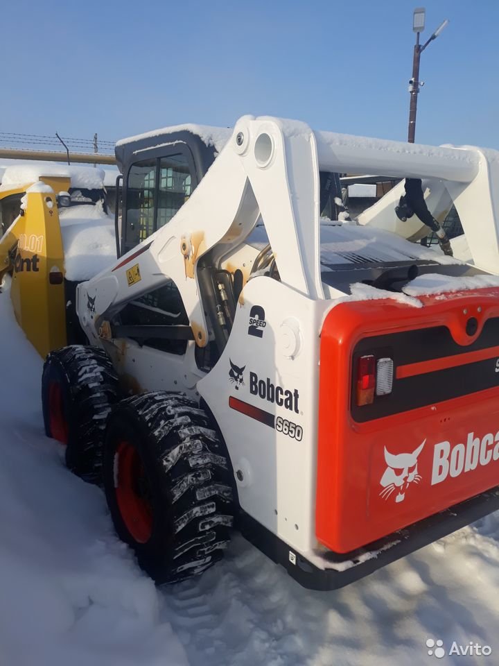 Мини-погрузчик Bobcat S650