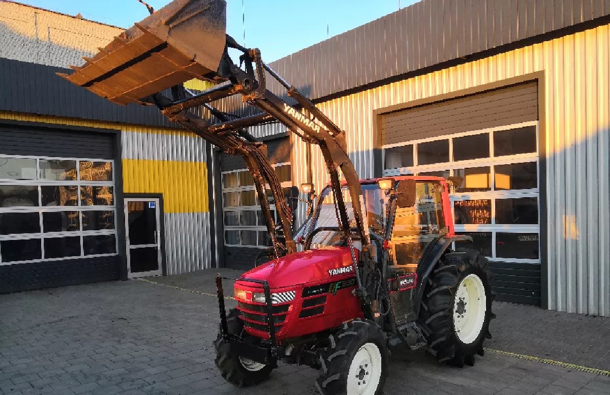 Трактор Yanmar AF330