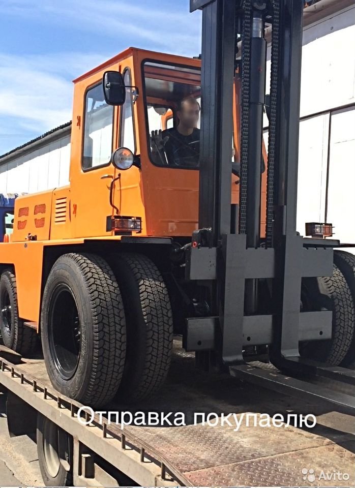 Вилочный погрузчик Львовский погрузчик 40810