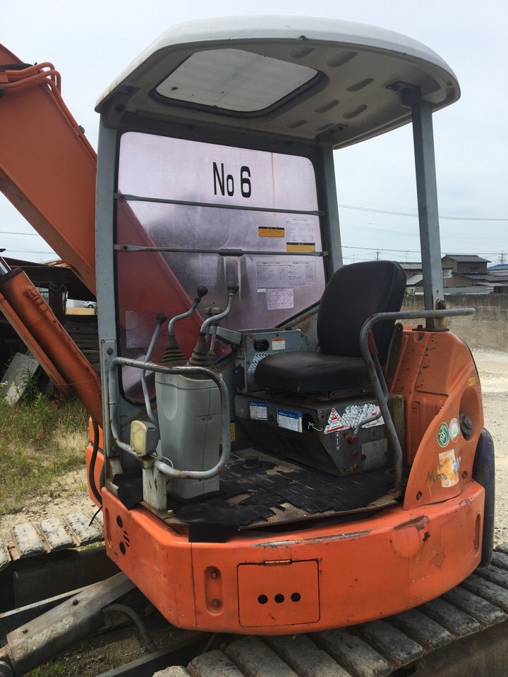 Гусеничный экскаватор Hitachi EX55UR-3
