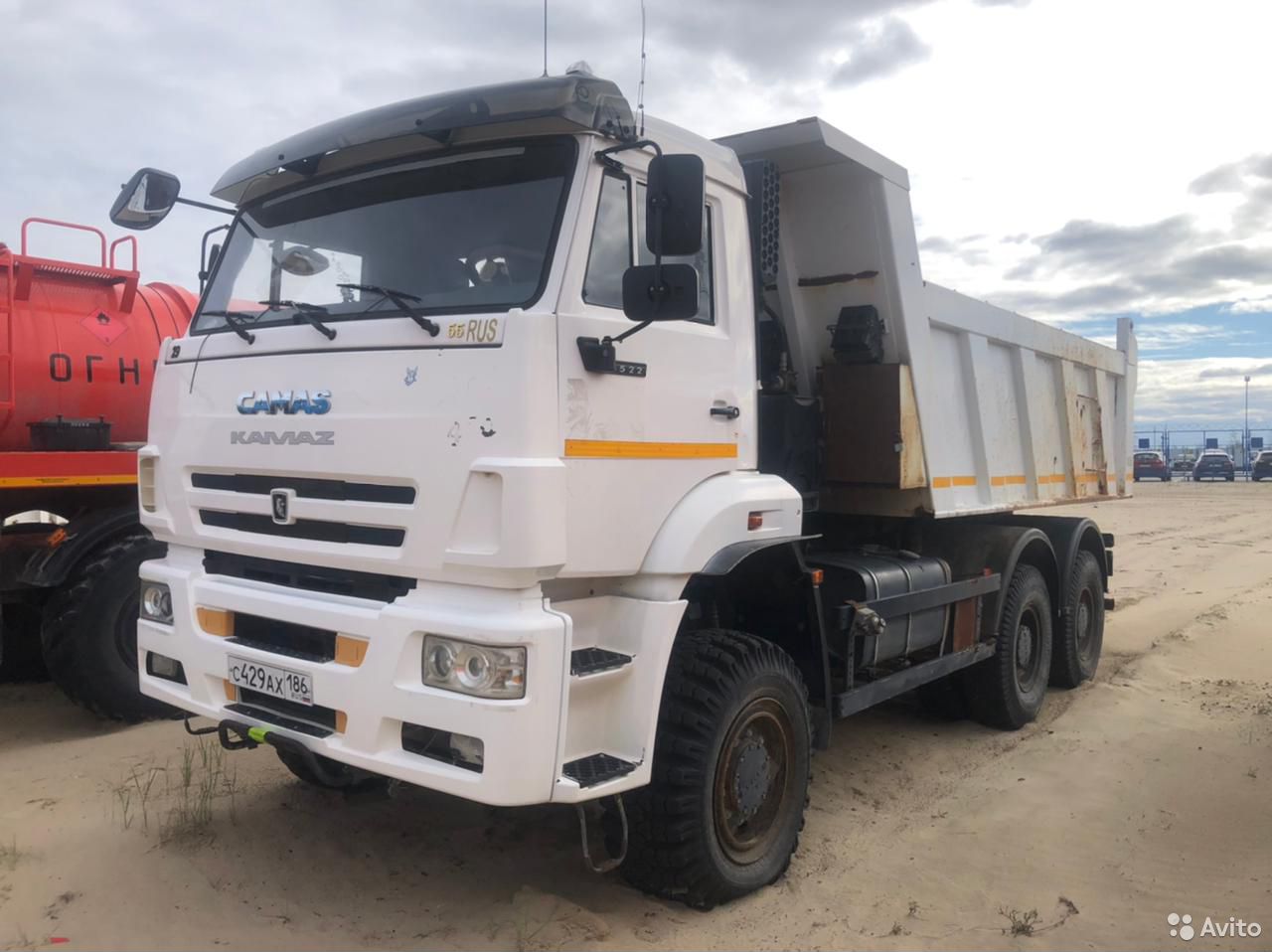 Самосвал КамАЗ 6522