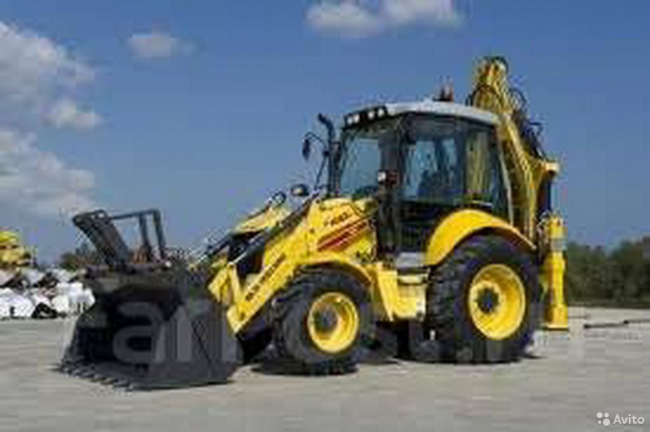 Экскаватор-погрузчик New Holland B100B