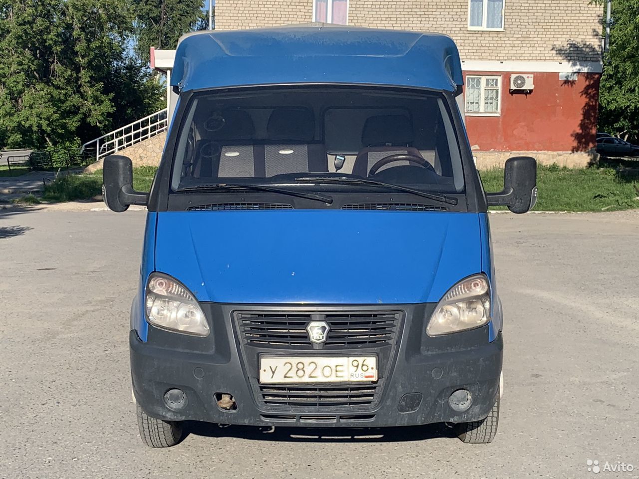 Тентованный автомобиль ГАЗ Газель