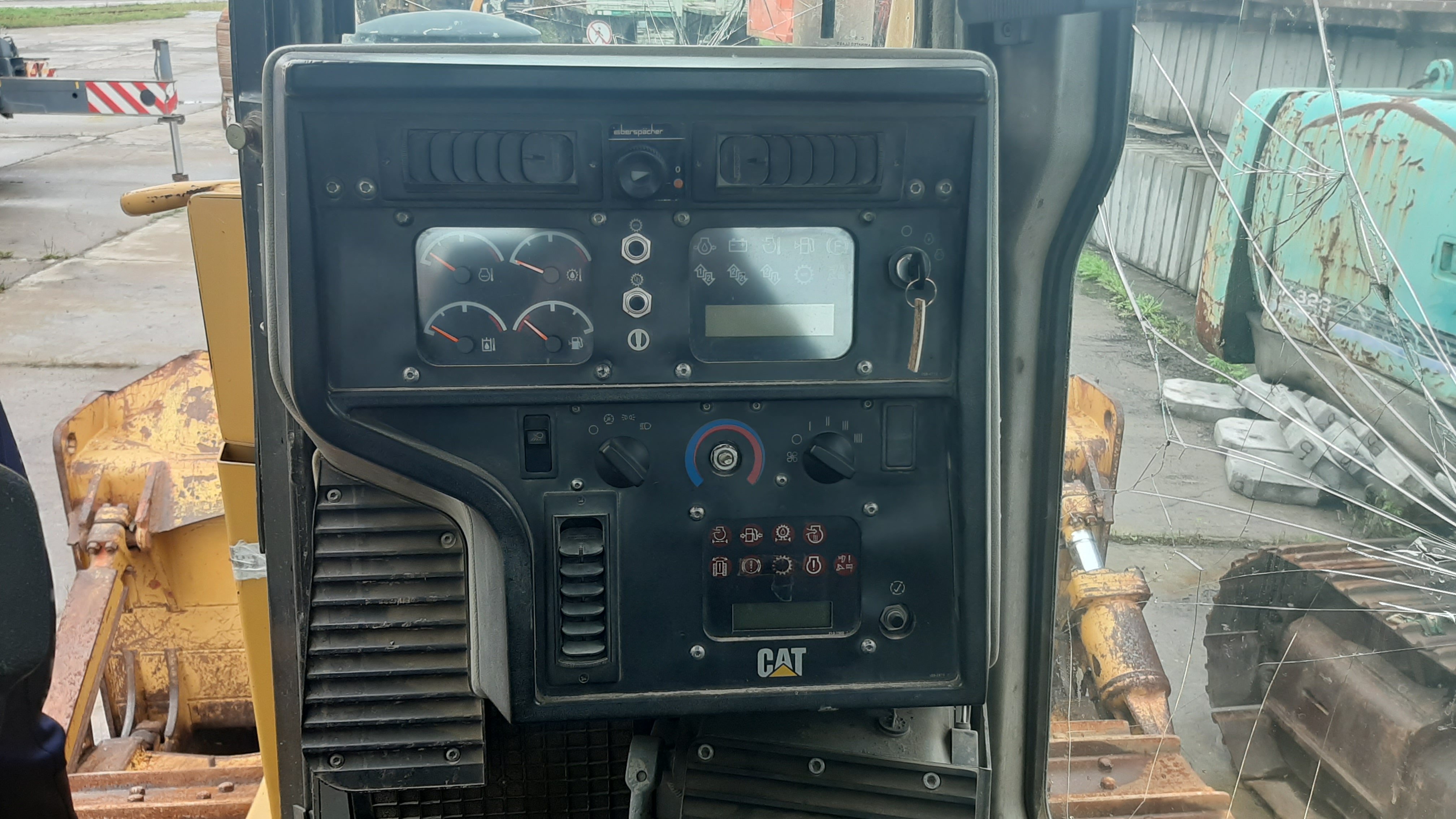 Гусеничный бульдозер Caterpillar D6R