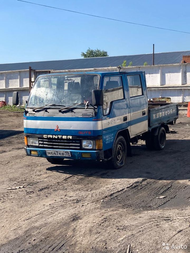 Бортовой автомобиль Mitsubishi Canter