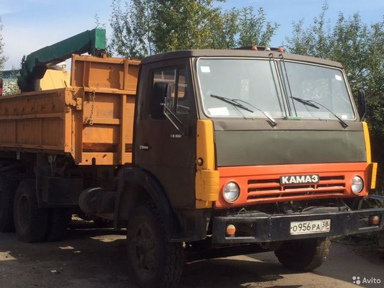 Бортовой грузовик с КМУ КамАЗ