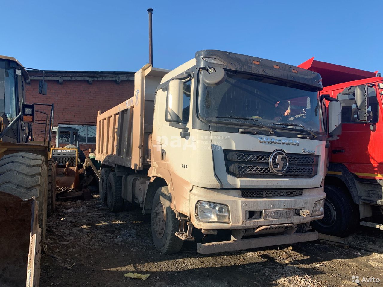 Самосвал SHACMAN (Shaanxi) SX32586R384
