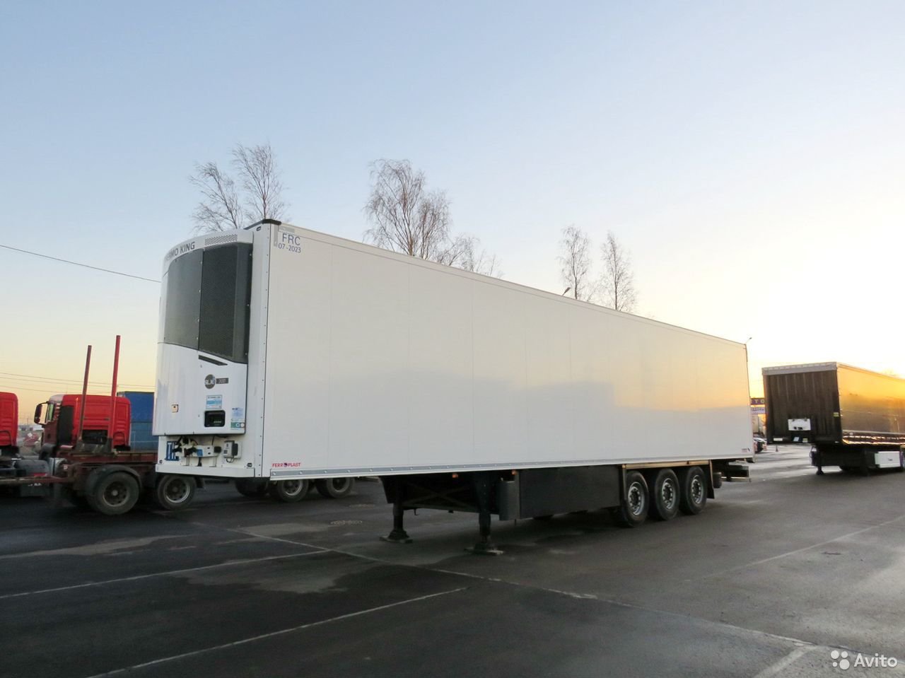 Полуприцеп рефрижератор Schmitz Cargobull