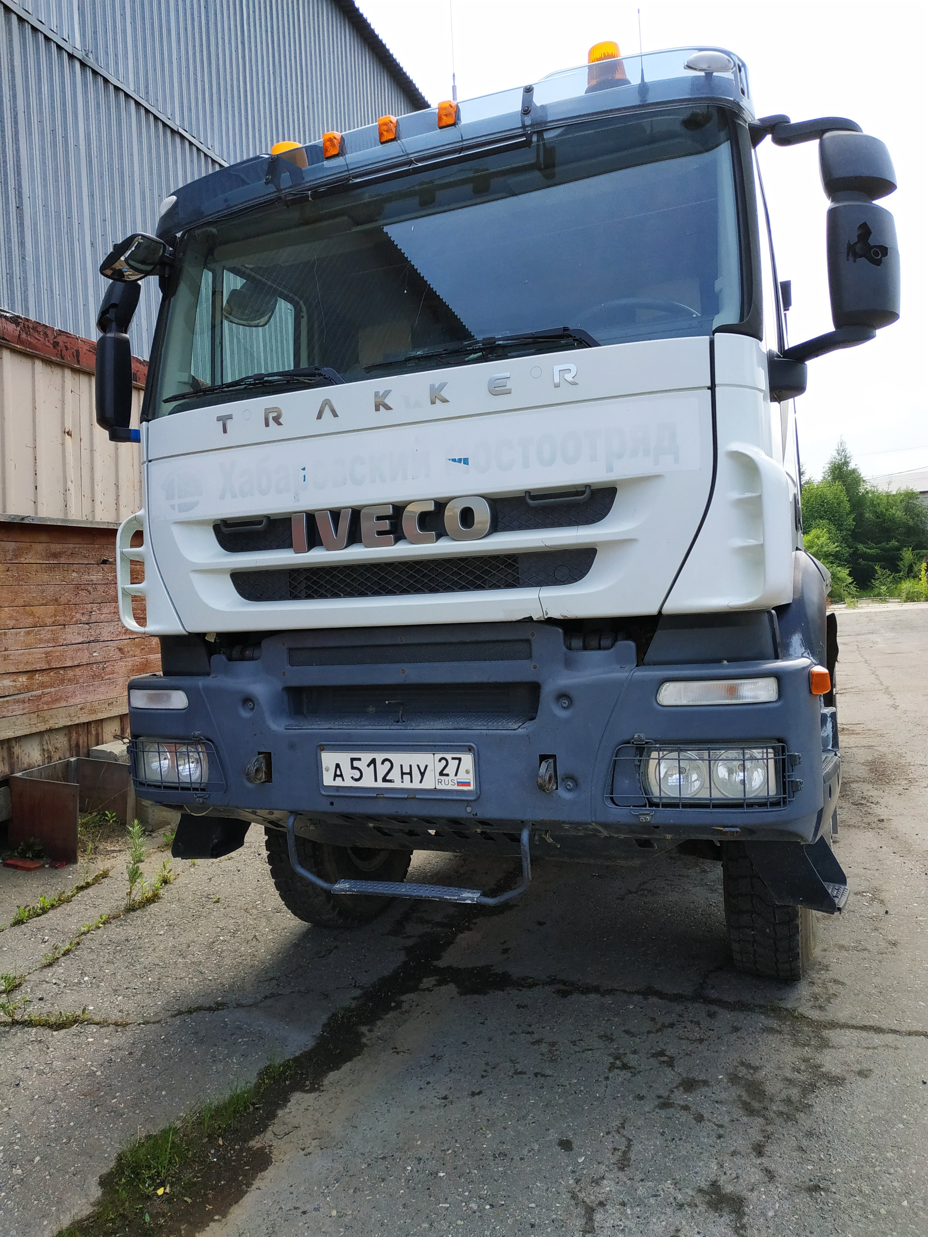 Седельный тягач Iveco-AMT 633910