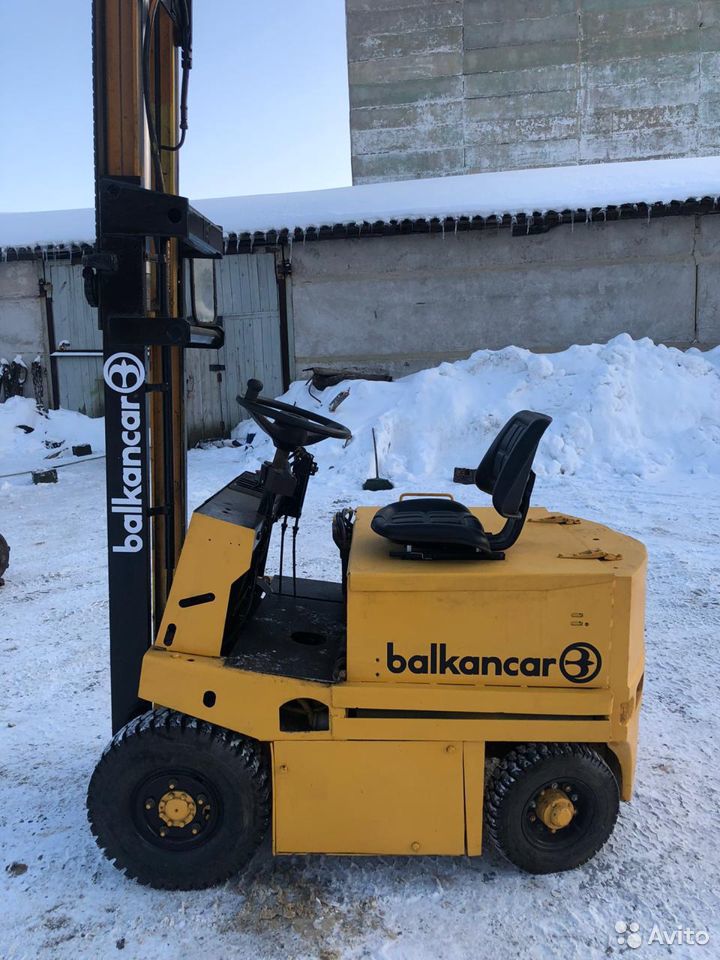 Вилочный электропогрузчик Balkancar EB-687.45