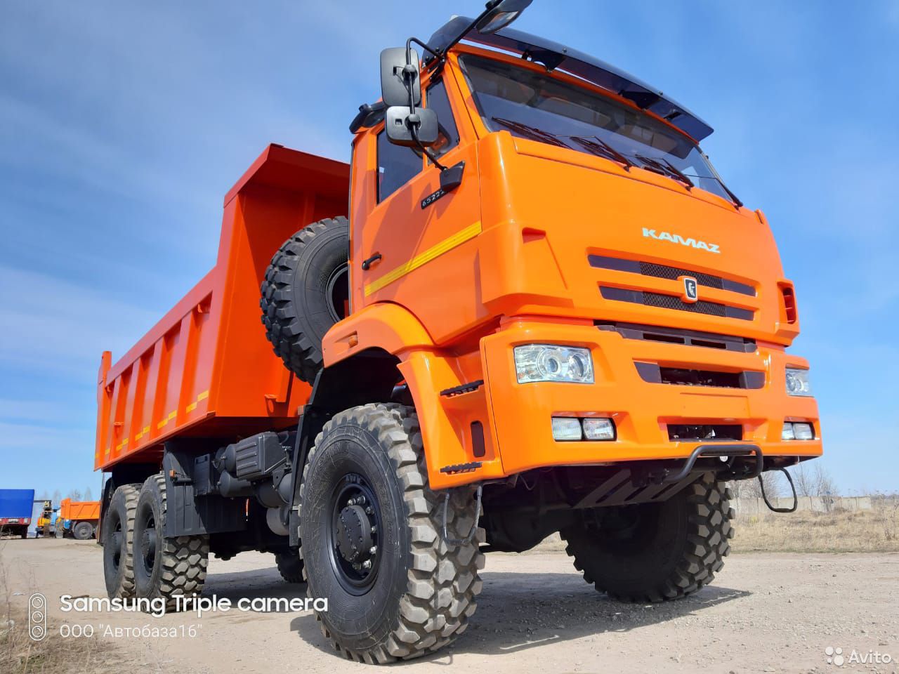 Самосвал КамАЗ 65222