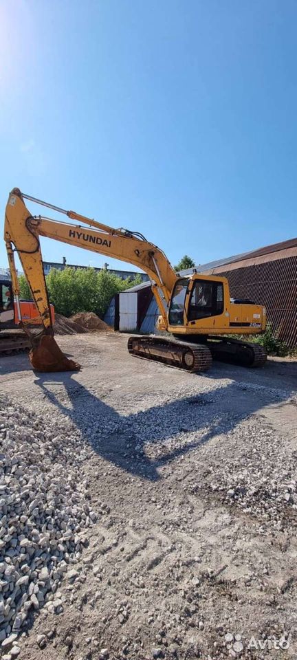 Гусеничный экскаватор Hyundai R210LC-7